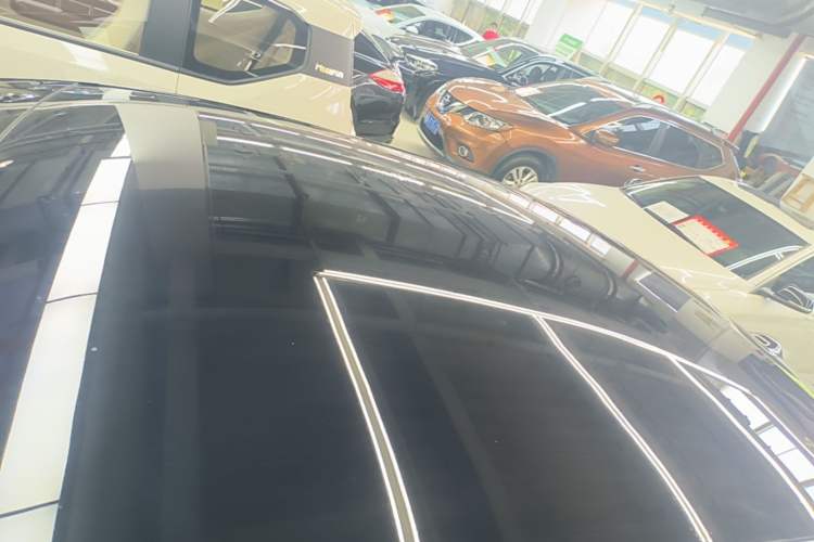 Used Nissan N7 2025 625 Max Roof