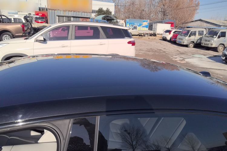 Used Nissan N7 2025 510 Max Roof