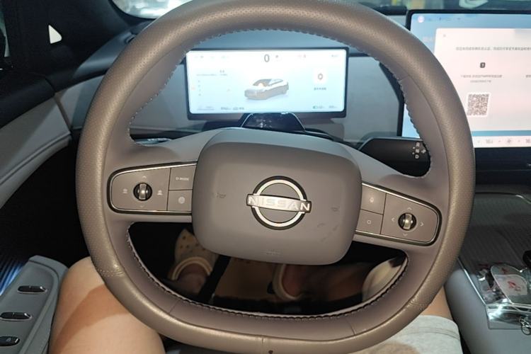 Used Nissan N7 2025 625 Max Steering Wheel