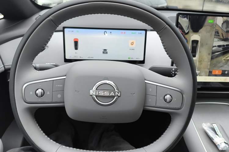 Used Nissan N7 2025 625 Pro Steering Wheel