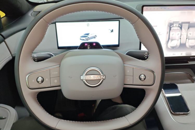 Used Nissan N7 2025 625 Max Steering Wheel