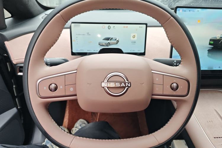 Used Nissan N7 2025 625 Max Steering Wheel