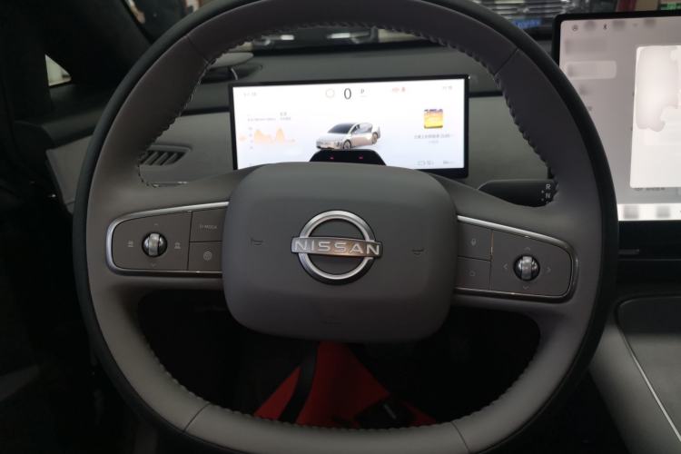 Used Nissan N7 2025 510 Max Steering Wheel