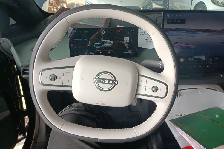 Used Nissan N7 2025 510 Max Steering Wheel