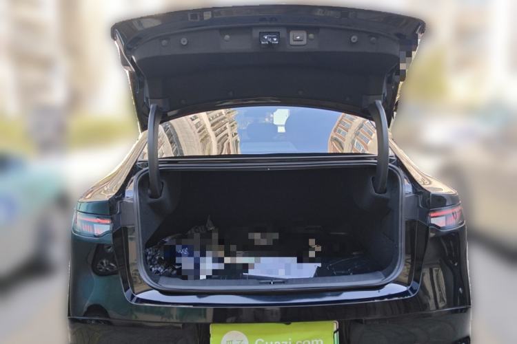 Used Nissan N7 2025 510 Pro Trunk