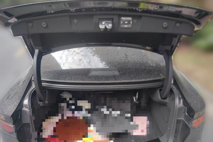 Used Nissan N7 2025 625 Max Trunk