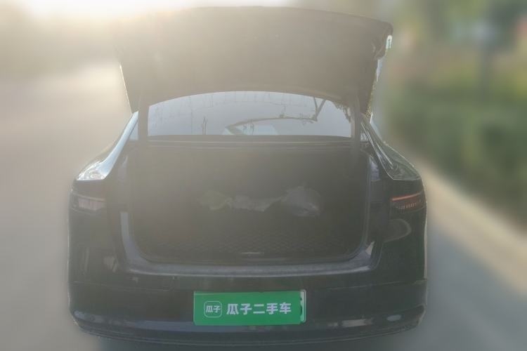 Used Nissan N7 2025 625 Pro Trunk
