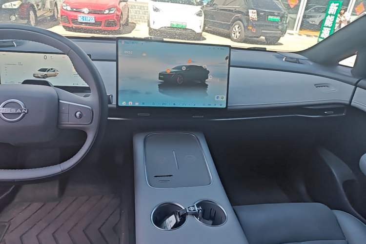 Used Nissan N7 2025 625 Max Audio And AC Panel