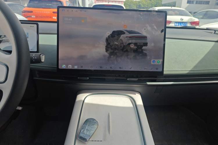 Used Nissan N7 2025 625 Max Audio And AC Panel