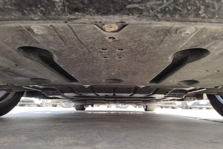 Used Nissan N7 2025 625 Max Chassis Front