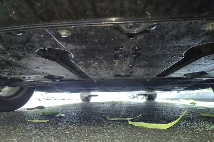 Used Nissan N7 2025 625 Max Chassis Front