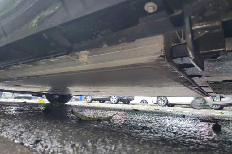 Used Nissan N7 2025 625 Max Chassis Rear Left