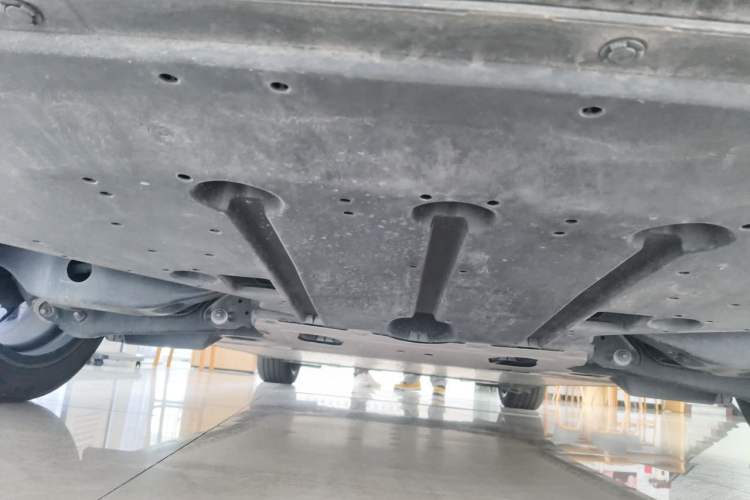 Used Nissan N7 2025 510 Max Chassis Rear