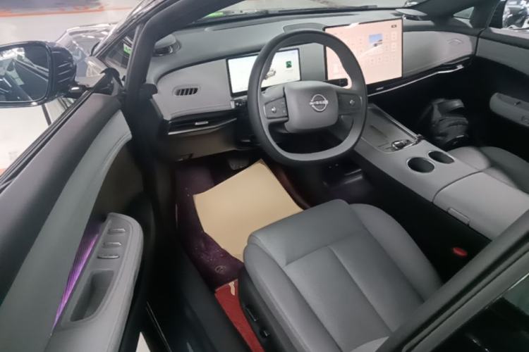 Used Nissan N7 2025 510 Pro Driver Seat