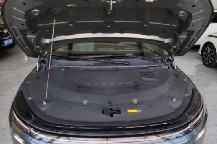 Used Nissan N7 2025 510 Max Engine Bay