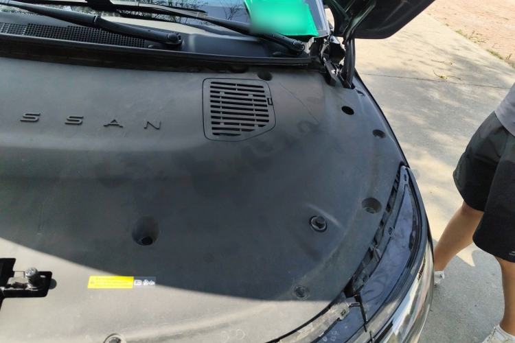 Used Nissan N7 2025 625 Max Engine Bay Left
