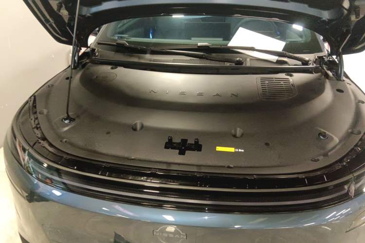 Used Nissan N7 2025 510 Pro Engine Bay