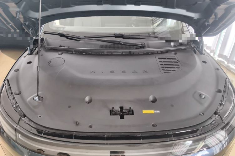 Used Nissan N7 2025 510 Max Engine Bay