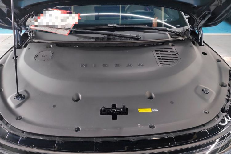 Used Nissan N7 2025 625 Pro Engine Bay