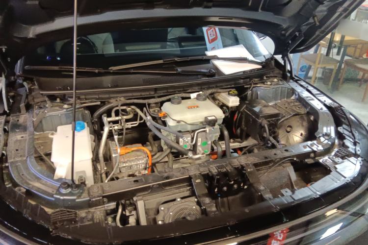 Used Nissan N7 2025 510 Pro Engine Bay