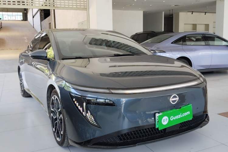 Used Nissan N7 2025 625 Max Exterior 1