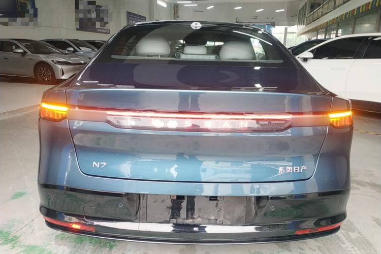 Used Nissan N7 2025 625 Max Exterior 5