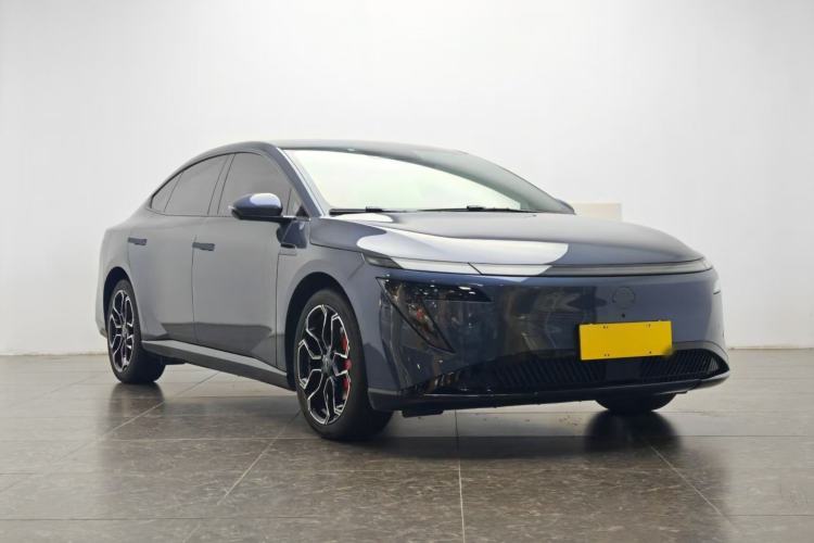 Used Nissan N7 2025 510 Pro Front Right 45 Deg