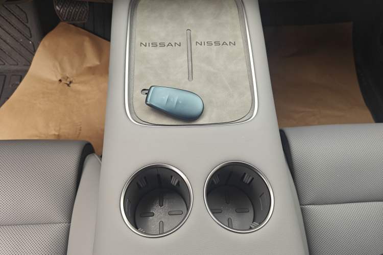 Used Nissan N7 2025 625 Max Gear Lever