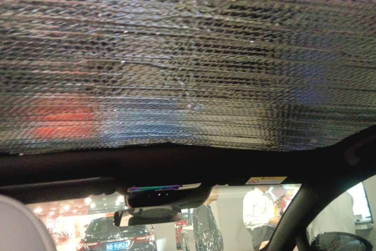 Used Nissan N7 2025 510 Pro Headliner