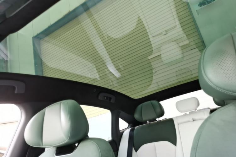 Used Nissan N7 2025 625 Max Headliner