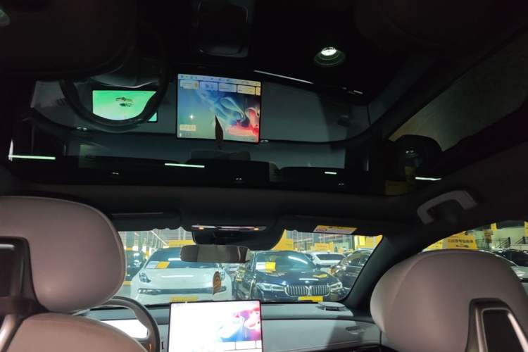 Used Nissan N7 2025 510 Pro Headliner