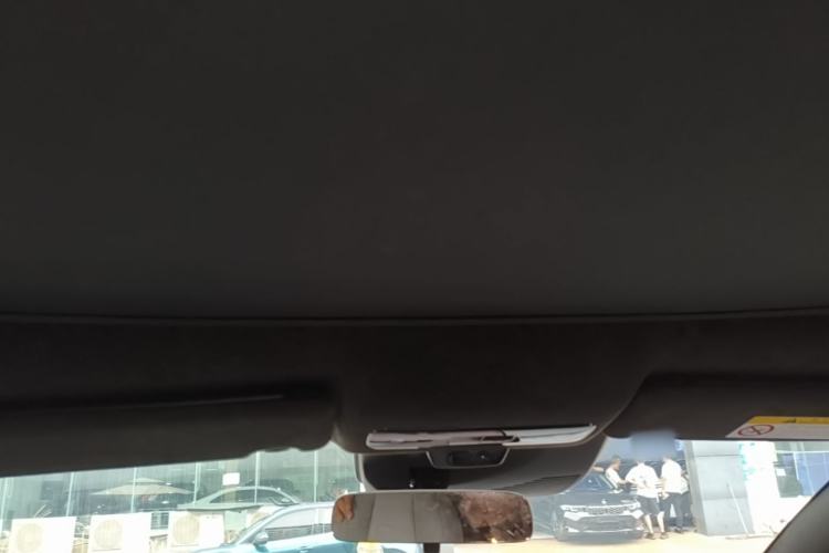 Used Nissan N7 2025 510 Max Headliner