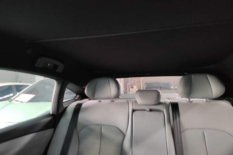 Used Nissan N7 2025 625 Pro Headliner