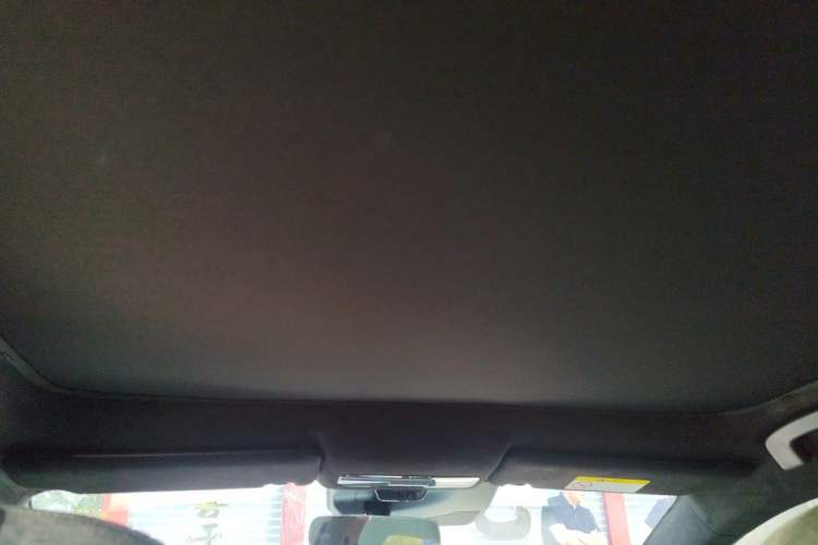 Used Nissan N7 2025 625 Max Headliner