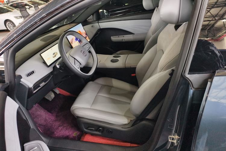 Used Nissan N7 2025 510 Pro Interior 1