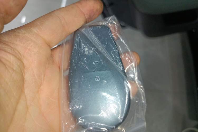 Used Nissan N7 2025 625 Max Interior 1
