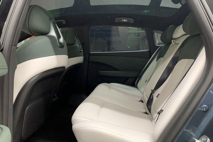 Used Nissan N7 2025 510 Max Interior 5