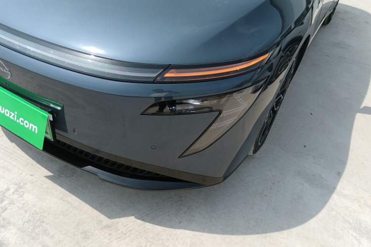 Used Nissan N7 2025 625 Max Left Front Headlight