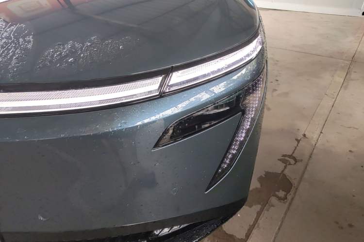 Used Nissan N7 2025 625 Max Left Front Headlight