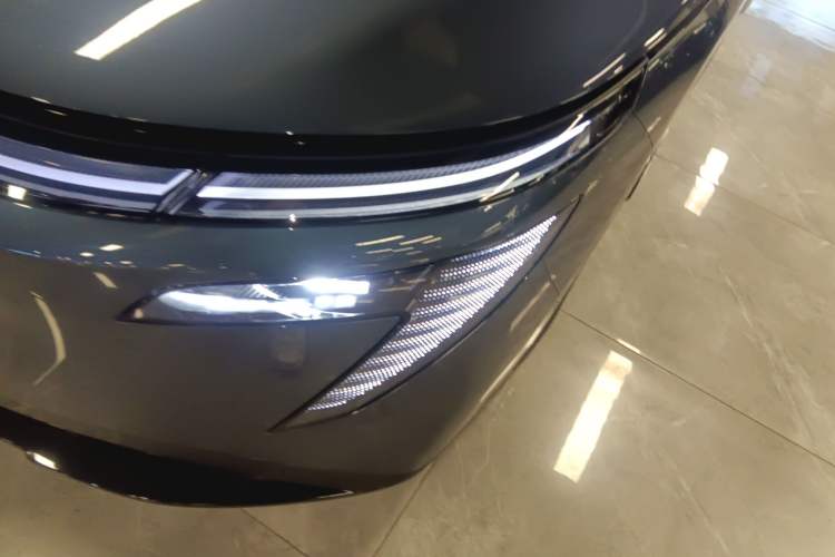 Used Nissan N7 2025 510 Pro Left Front Headlight