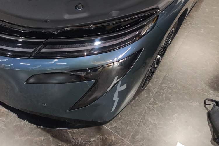 Used Nissan N7 2025 510 Pro Left Front Headlight