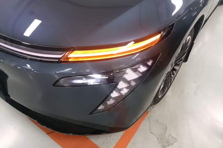 Used Nissan N7 2025 510 Pro Left Front Headlight