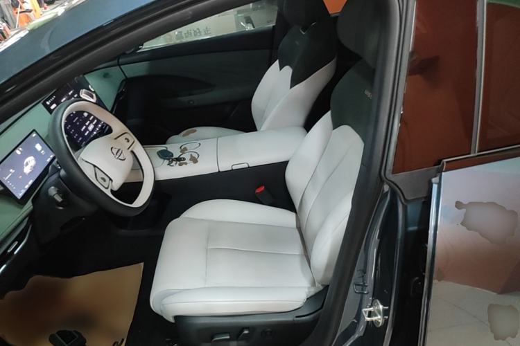 Used Nissan N7 2025 510 Max Left Front Seat