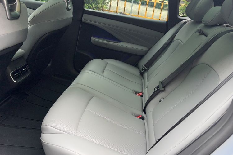 Used Nissan N7 2025 510 Max Left Front Seat