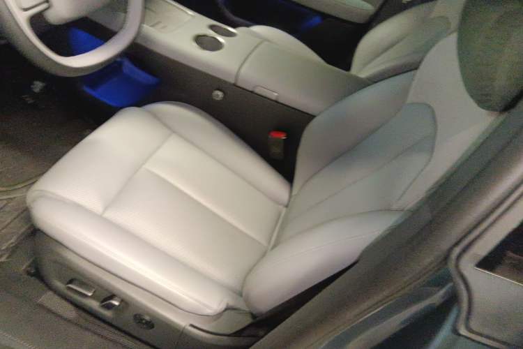 Used Nissan N7 2025 510 Pro Left Front Seat