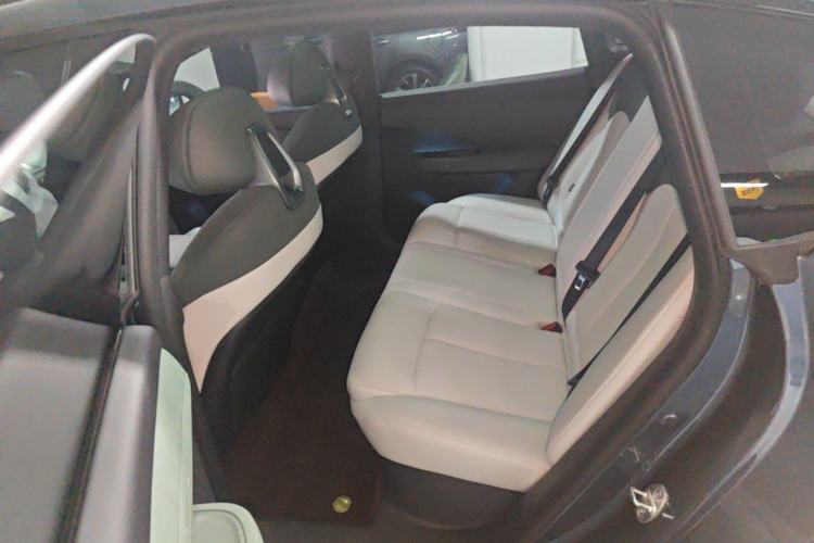 Used Nissan N7 2025 625 Max Left Rear Seat