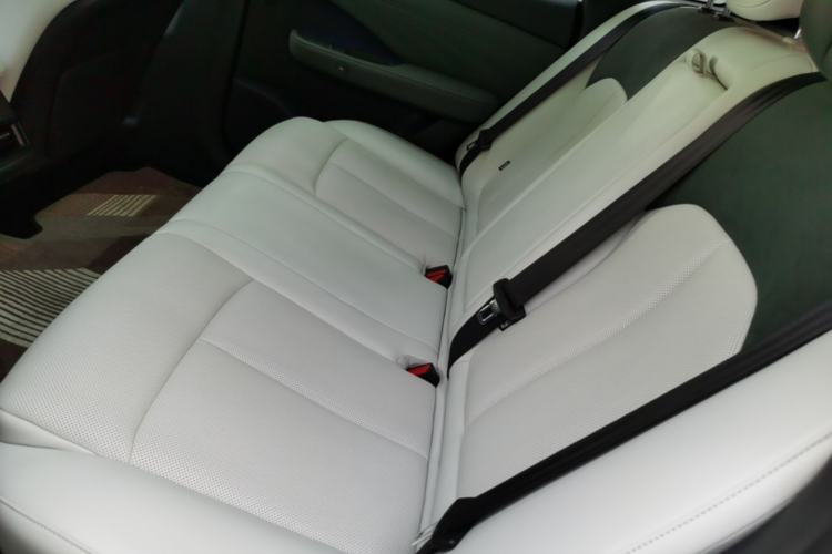Used Nissan N7 2025 625 Max Left Rear Seat
