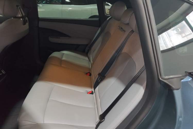 Used Nissan N7 2025 510 Pro Left Rear Seat
