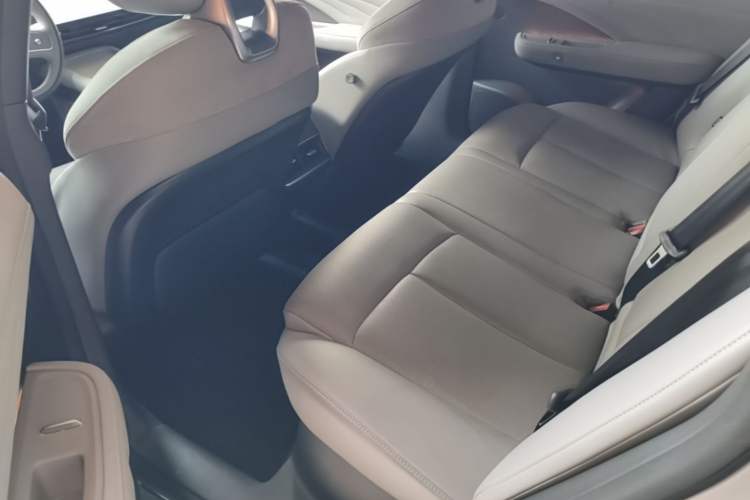 Used Nissan N7 2025 510 Max Left Rear Seat