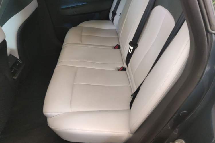 Used Nissan N7 2025 625 Max Left Rear Seat